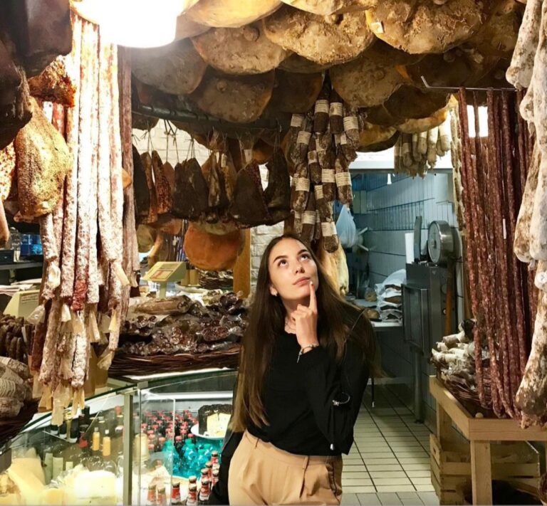 Tour guidato a Roma: Tra storia e sapori nei dintorni di Roma